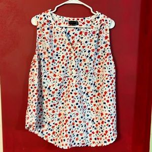 Sleeveless Flowered Tank